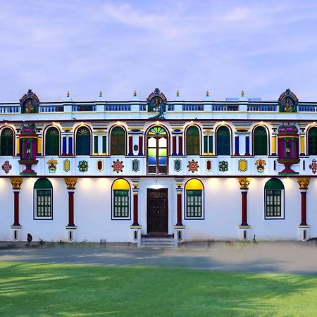 ホテル Chettinad Manor Kānādukāttān エクステリア 写真
